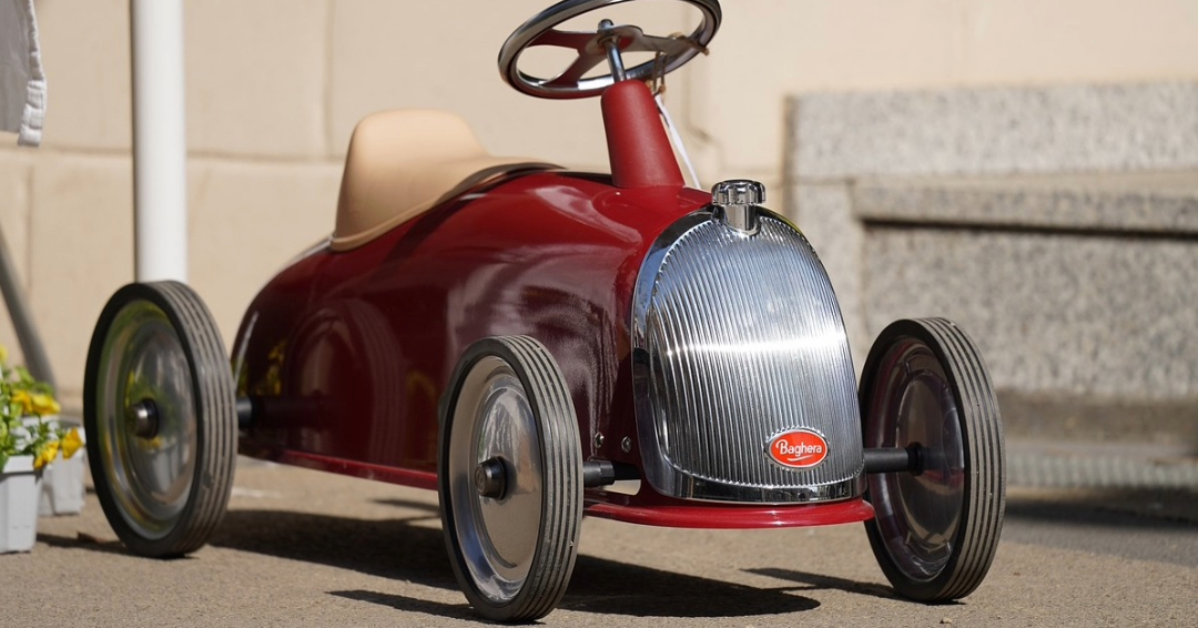 Een loopauto, duwkar of loopfiets kopen? Dit zijn de populairste!